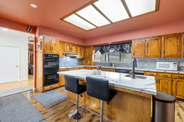 $879,000 | 11171 Highway 145, Madera, CA 93637