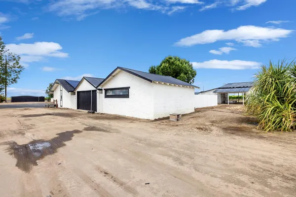 $879,000 | 11171 Highway 145, Madera, CA 93637