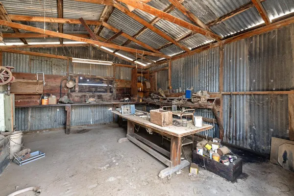 $879,000 | 11171 Highway 145, Madera, CA 93637