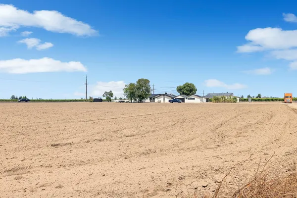 $879,000 | 11171 Highway 145, Madera, CA 93637