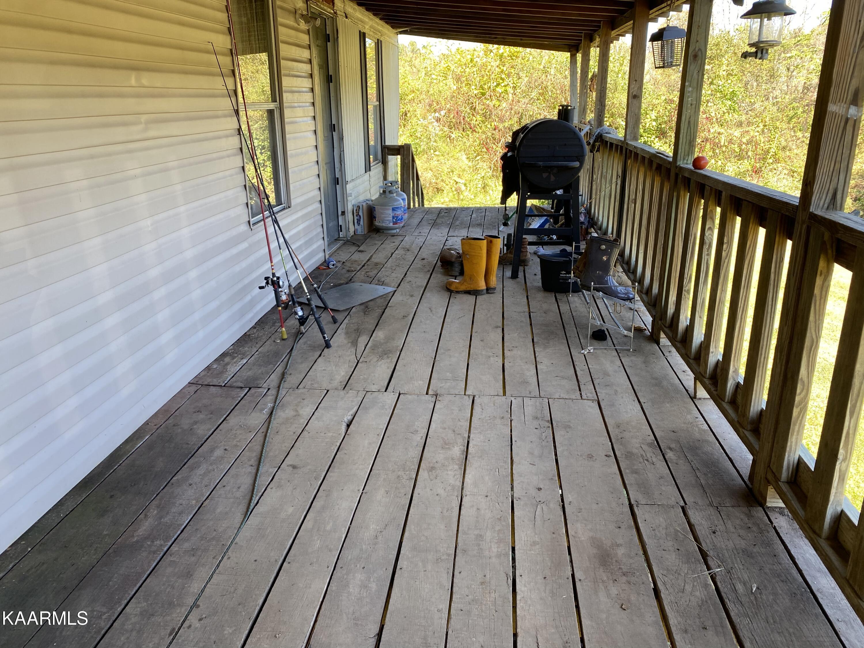224 Haley Road Rose Hill, VA 24281 - Photo 13 of 20 5669F3C5-B093-43E5-A3C4-F5B8F25946CE