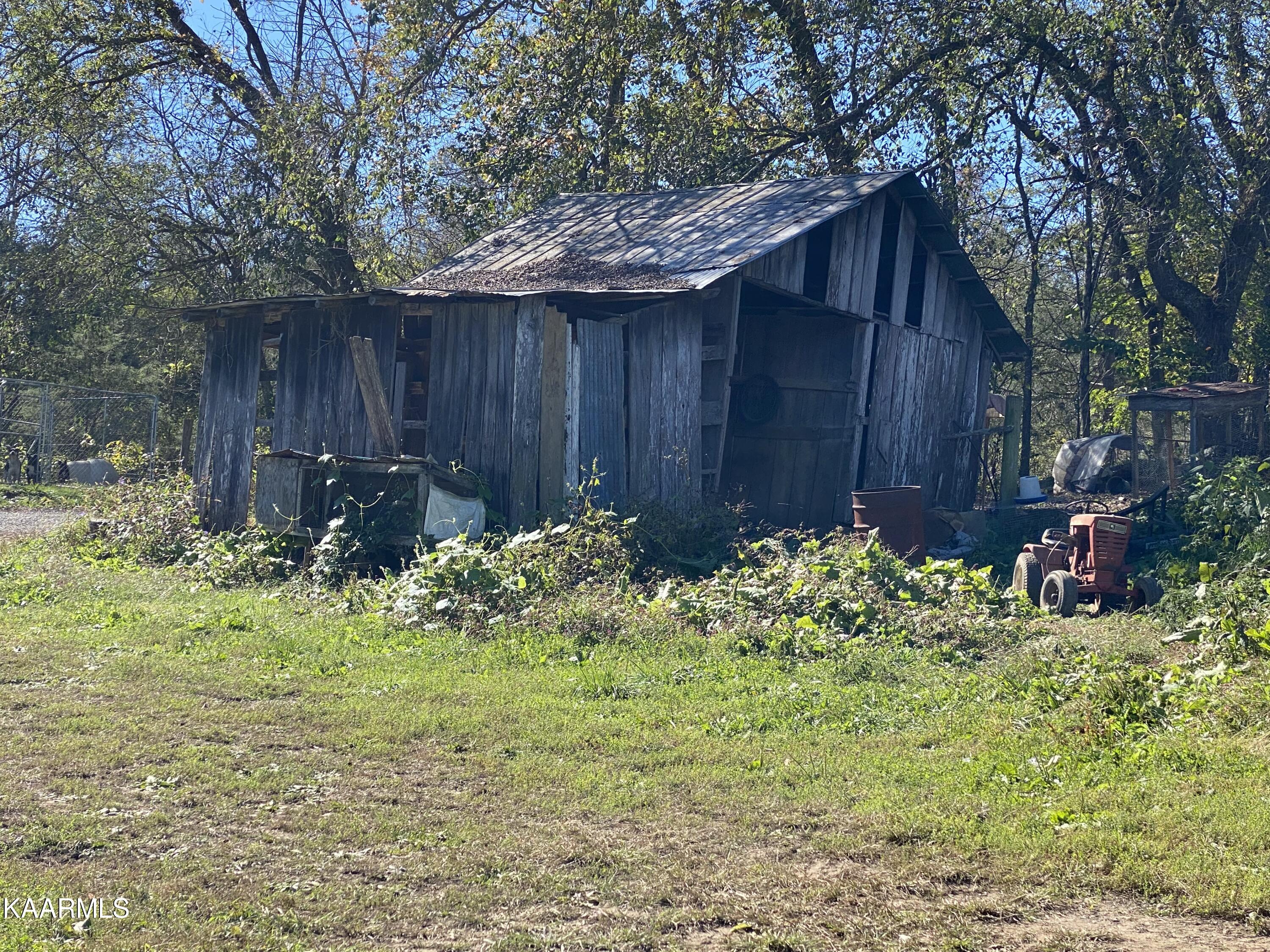 224 Haley Road Rose Hill, VA 24281 - Photo 10 of 20 9A7076B8-2C74-4019-BDDD-A35CF6614223