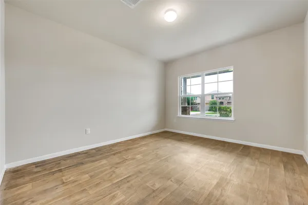 $2,400 | 3205 Ortman Drive, Pflugerville, TX 78660