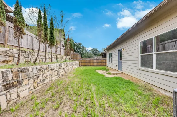 $2,400 | 3205 Ortman Drive, Pflugerville, TX 78660