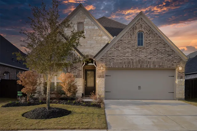 $2,895 | 6926 Myrtle Drive, Katy, TX 77493