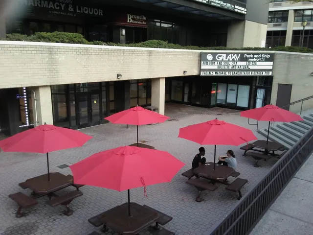 $328,000 | 7000 Boulevard East, Unit 30A, Guttenberg, NJ 07093