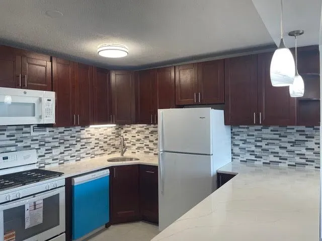 $328,000 | 7000 Boulevard East, Unit 30A, Guttenberg, NJ 07093