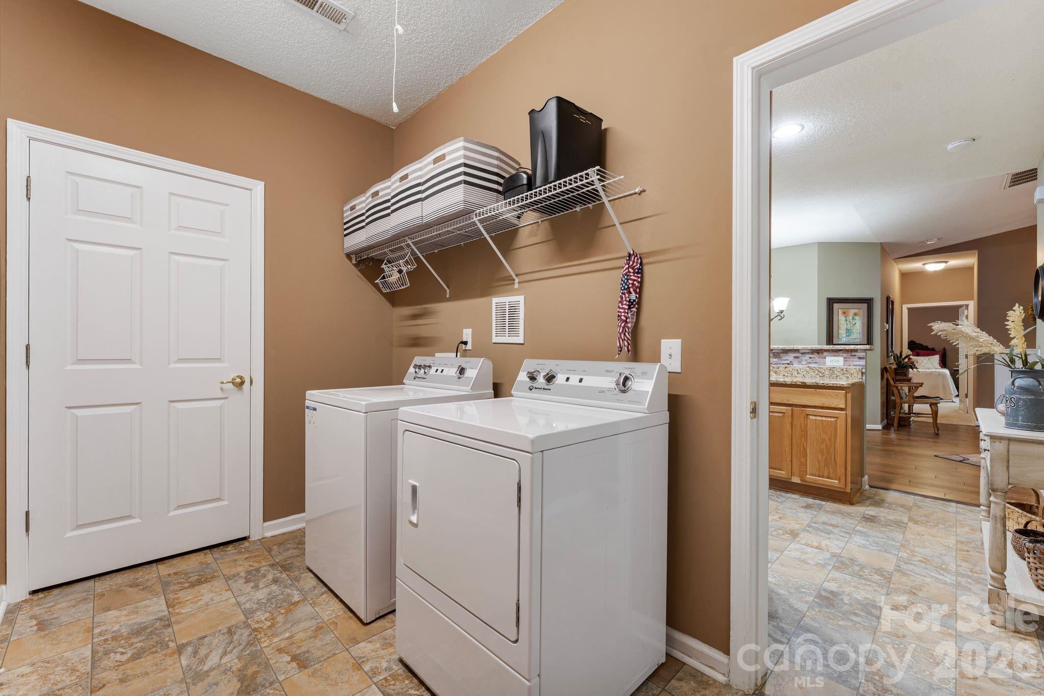 16627 Timber Crossing Road Charlotte, NC 28213 - Photo 18 of 31