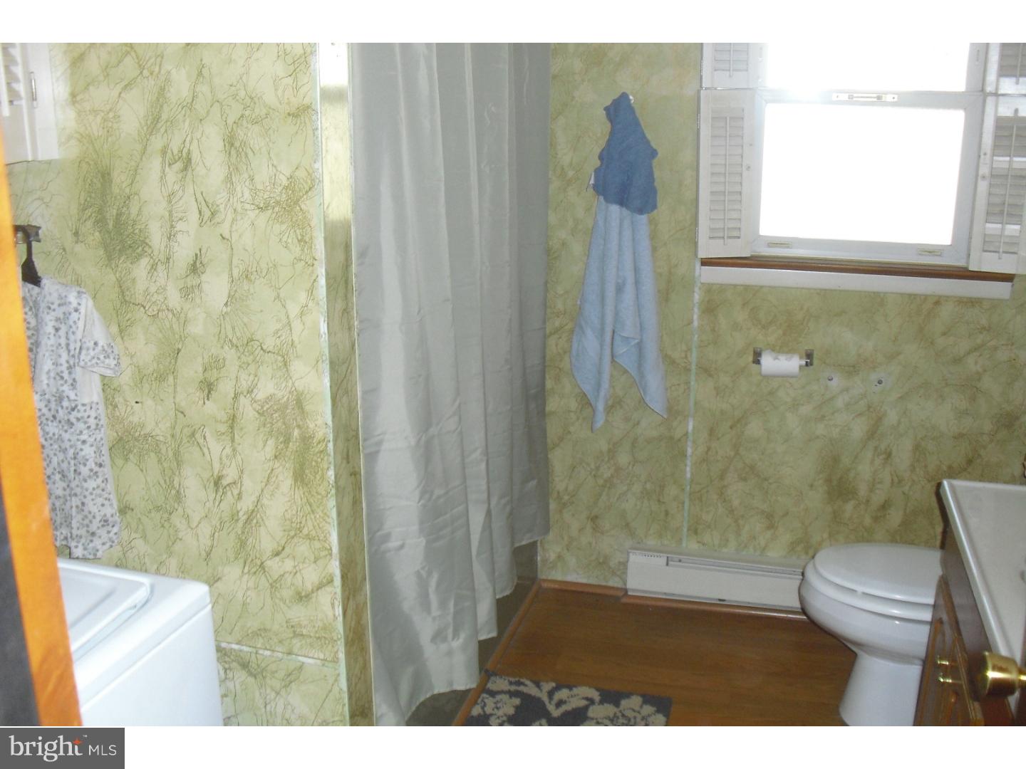 146 Cornell Road Pennsville, NJ 08070 - Photo 10 of 12 Bathroom