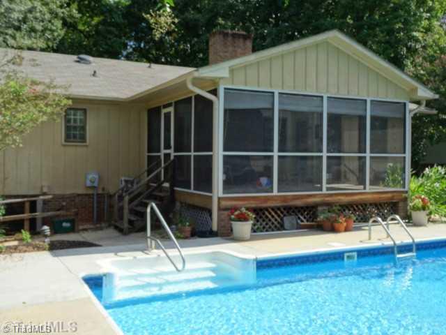 7013 Bridgewood Road Clemmons, NC 27012 - Photo 16 of 16 Exterior Back.