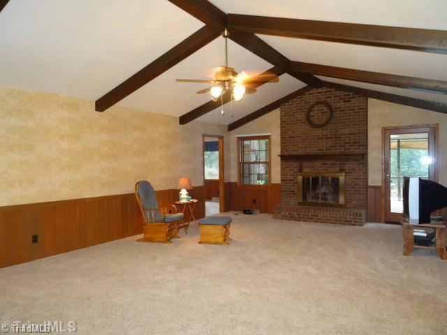 7013 Bridgewood Road Clemmons, NC 27012 - Photo 3 of 16 Living Room.