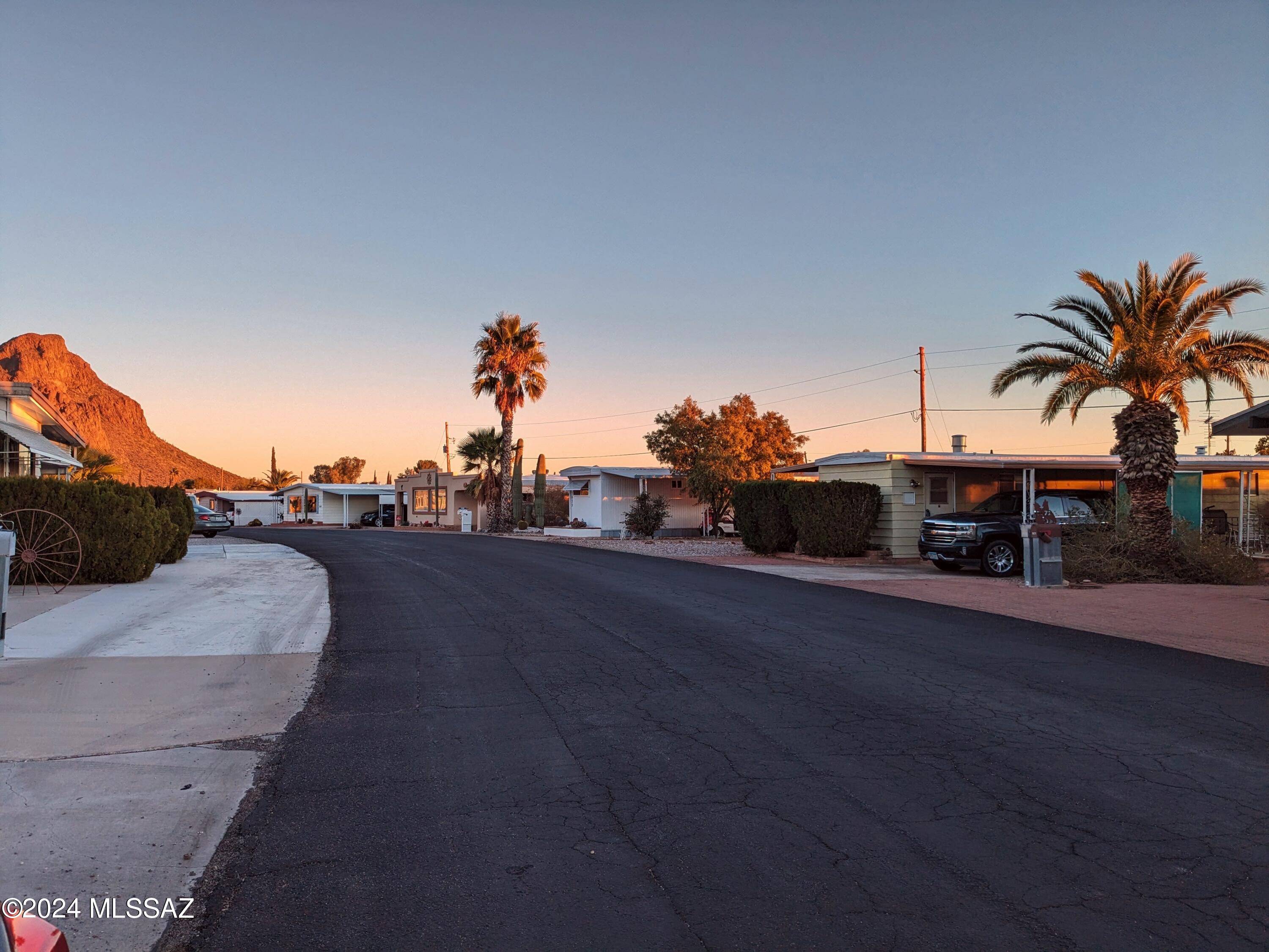 5665 West Rafter Cir Street Tucson, AZ 85713 - Photo 3 of 25 Gallery Image 3