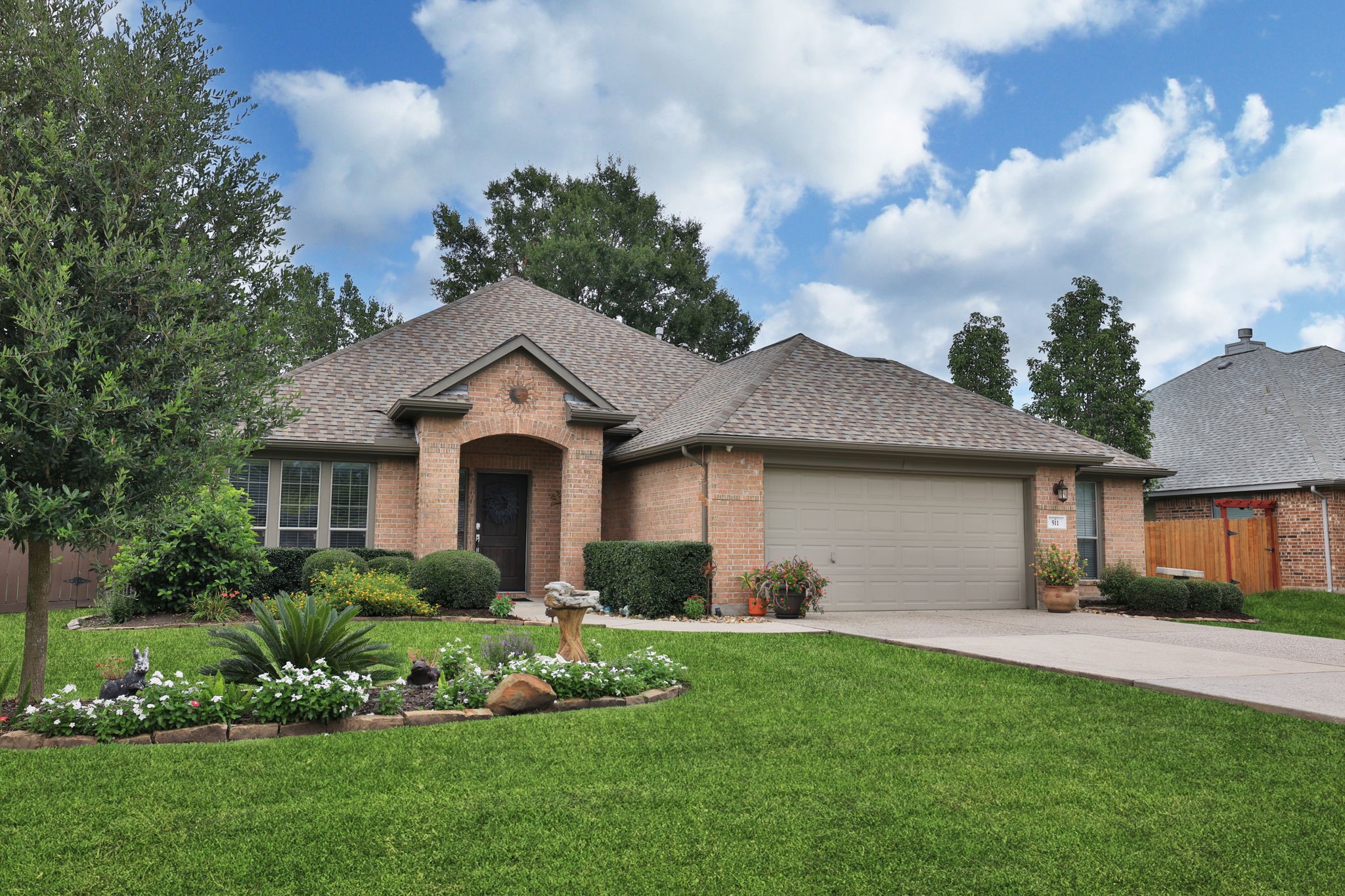511 Oak Ridge Grove Circle Spring, TX 77386 - Photo 2 of 40