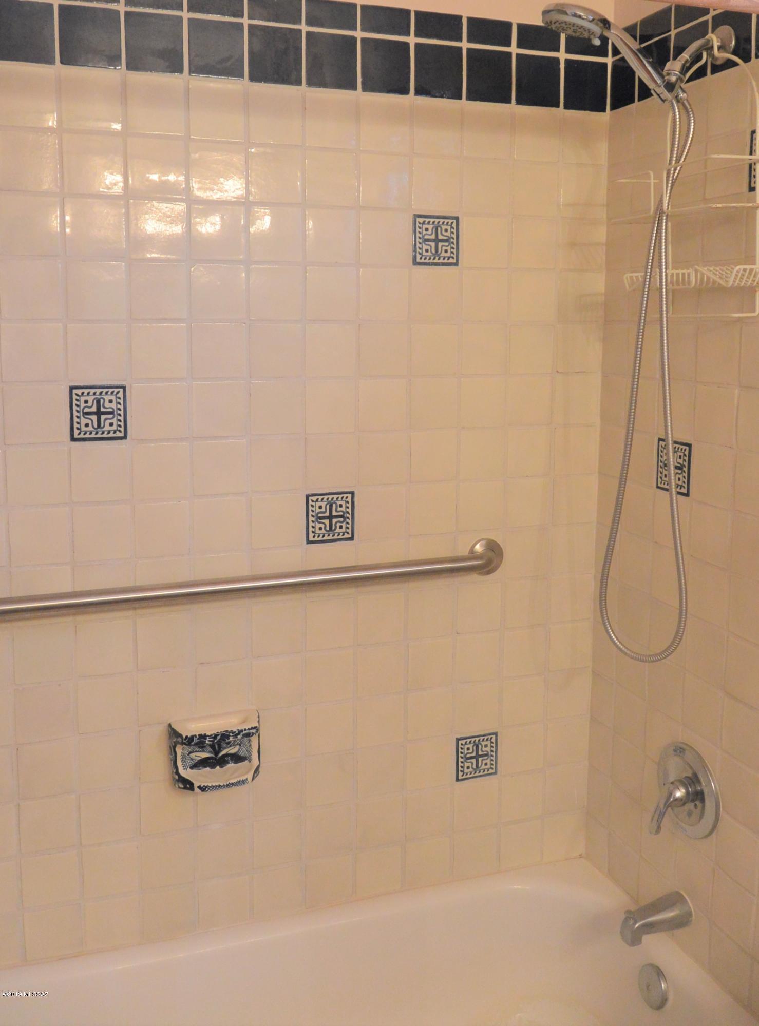 730 North Cody Loop Road Oracle, AZ 85623 - Photo 24 of 35