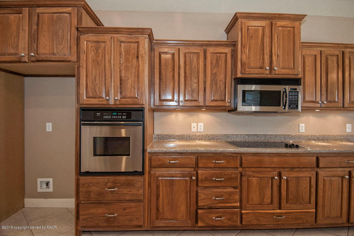 7808 Bayswater Road Amarillo, TX 79119 - Photo 11 of 46 KITCHEN VIEW 3