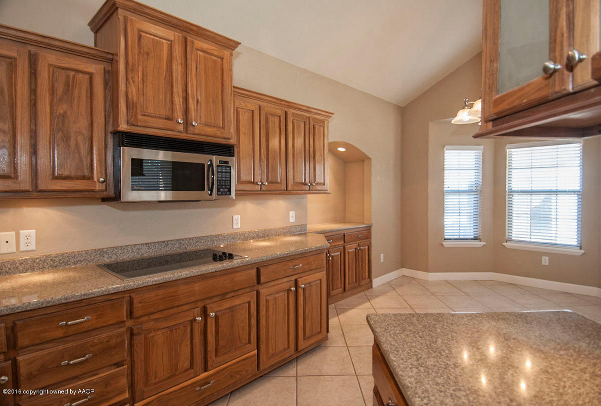 7808 Bayswater Road Amarillo, TX 79119 - Photo 12 of 46 KITCHEN VIEW 4