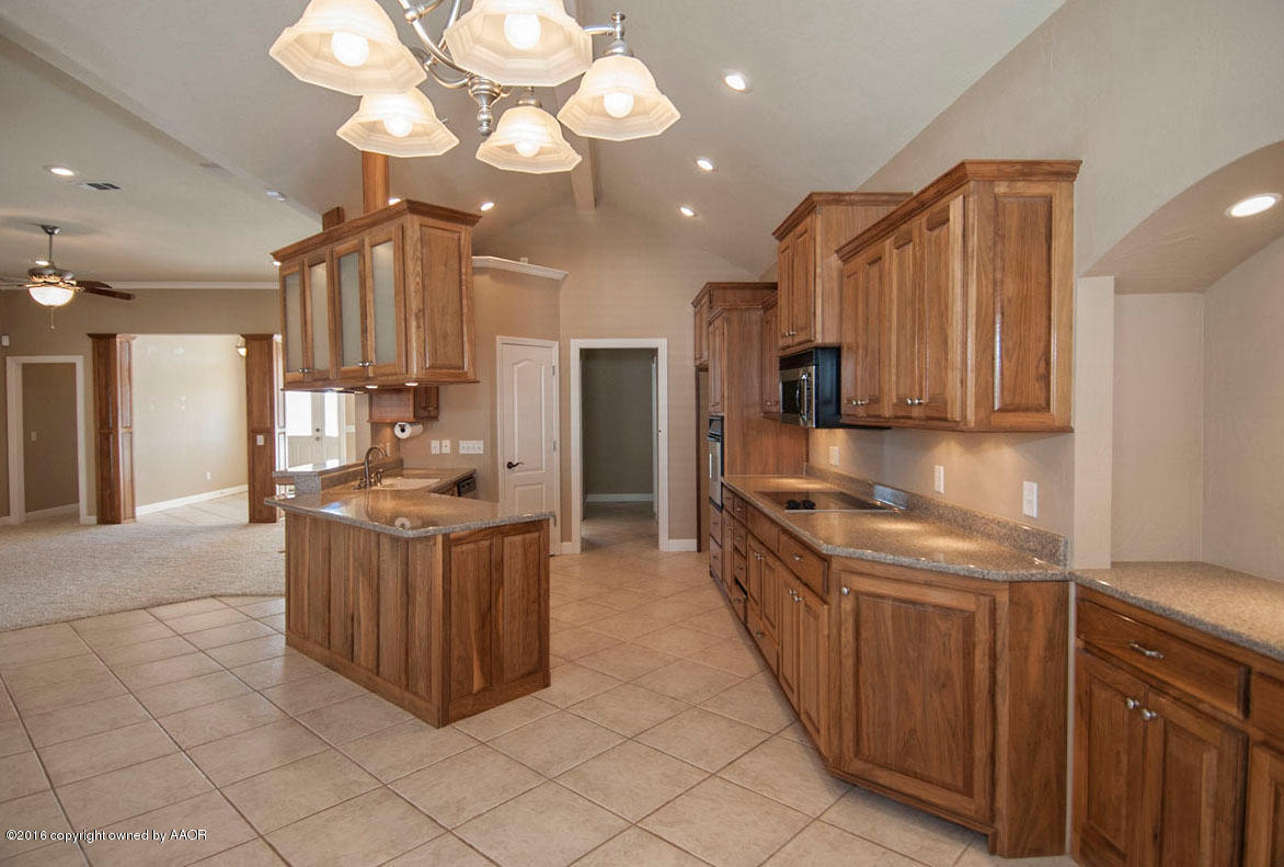 7808 Bayswater Road Amarillo, TX 79119 - Photo 13 of 46 KITCHEN VIEW 5