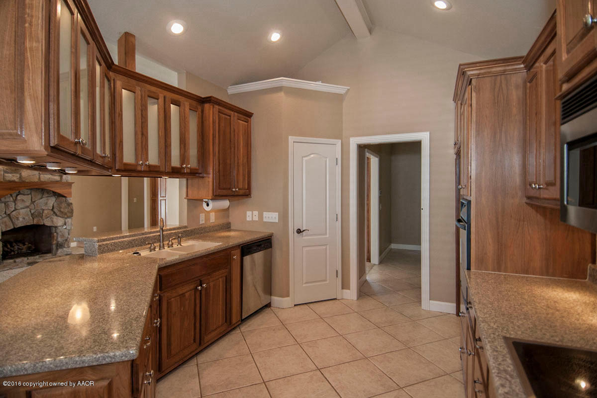7808 Bayswater Road Amarillo, TX 79119 - Photo 15 of 46 KITCHEN VIEW 7