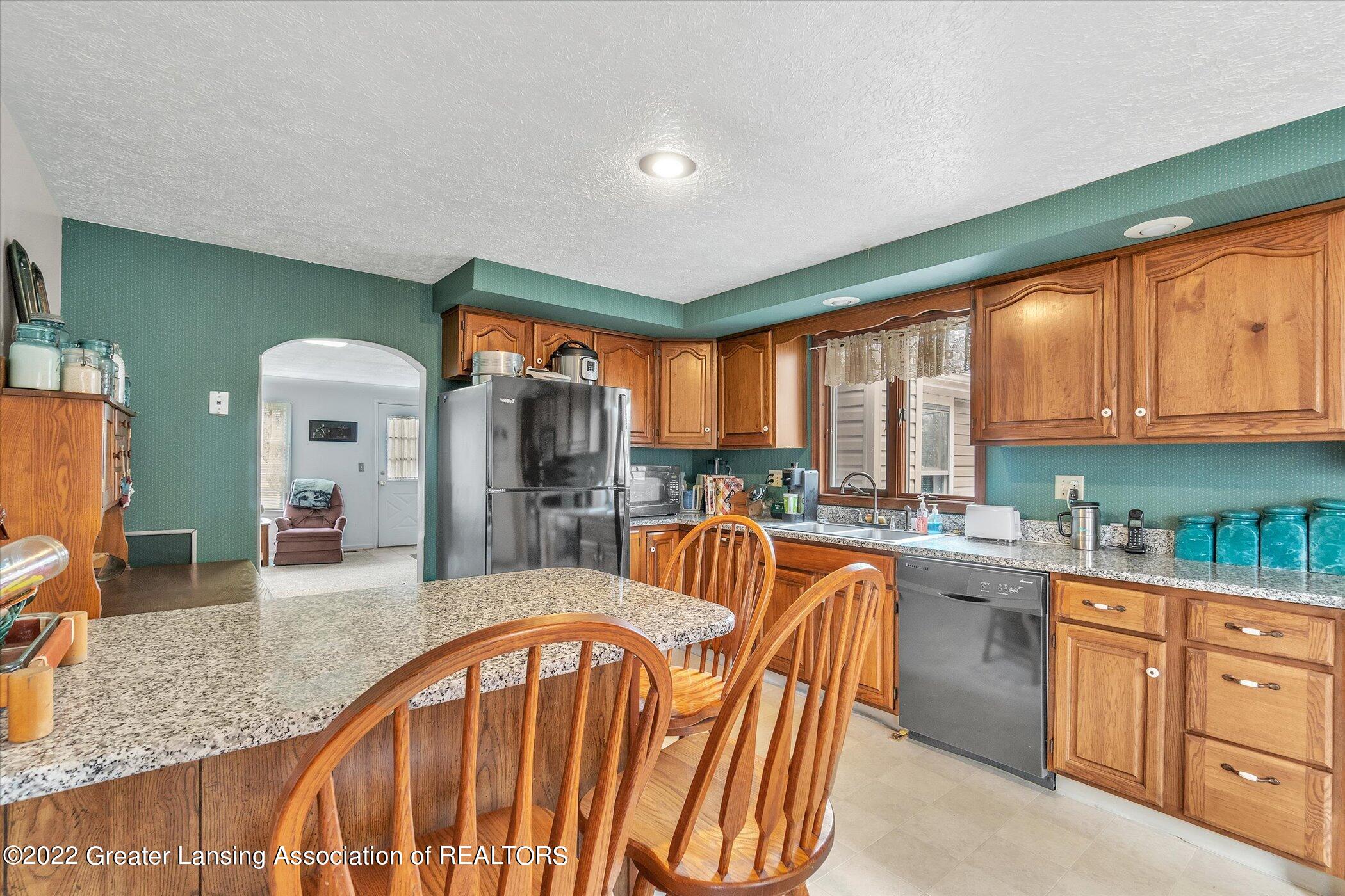 4610 Old Lansing Road Lansing, MI 48917 - Photo 17 of 43 17-4610-Old-Lansing-Rd-WindowStill-Real-
