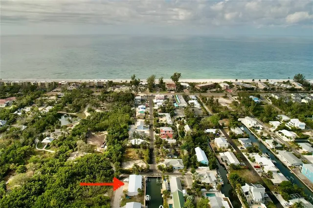 $300,000 | 707 St Judes Drive South, Unit 3, Longboat Key, FL 34228