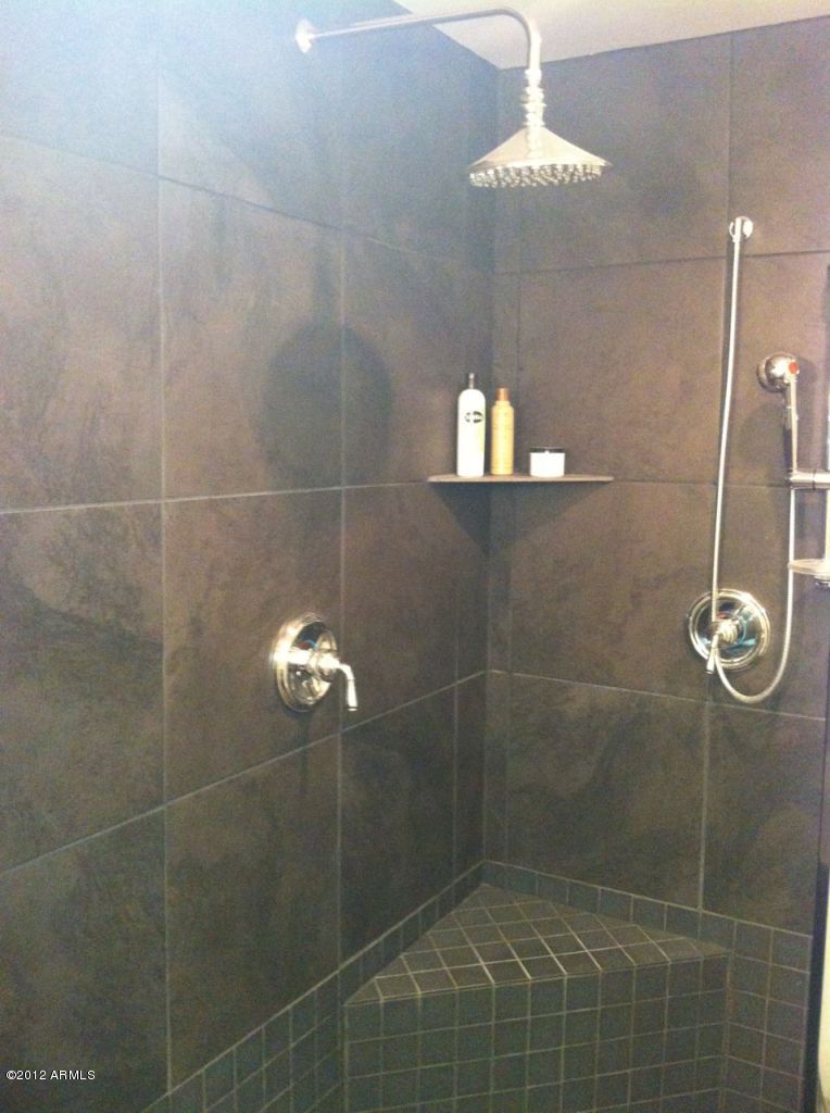140 East Coronado Road, Unit 22 Phoenix, AZ 85004 - Photo 16 of 19 Master Bath