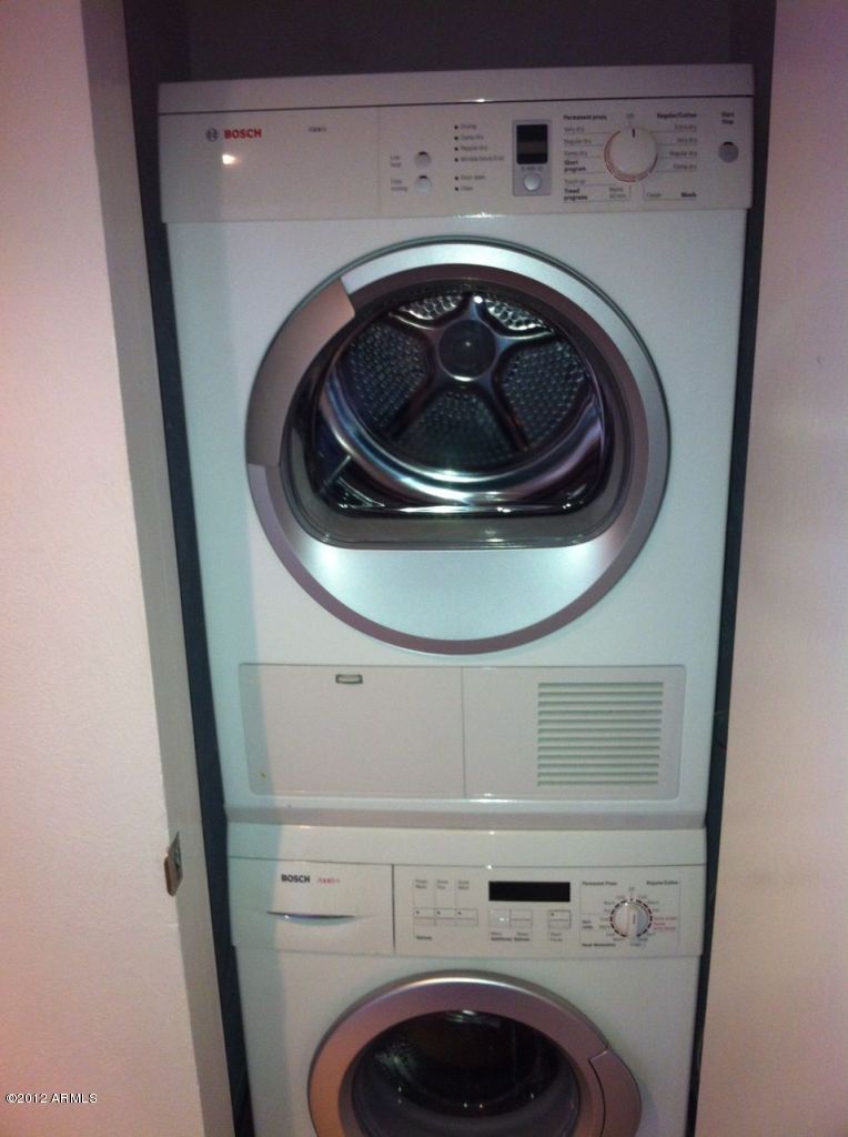 140 East Coronado Road, Unit 22 Phoenix, AZ 85004 - Photo 18 of 19 Washer Dryer