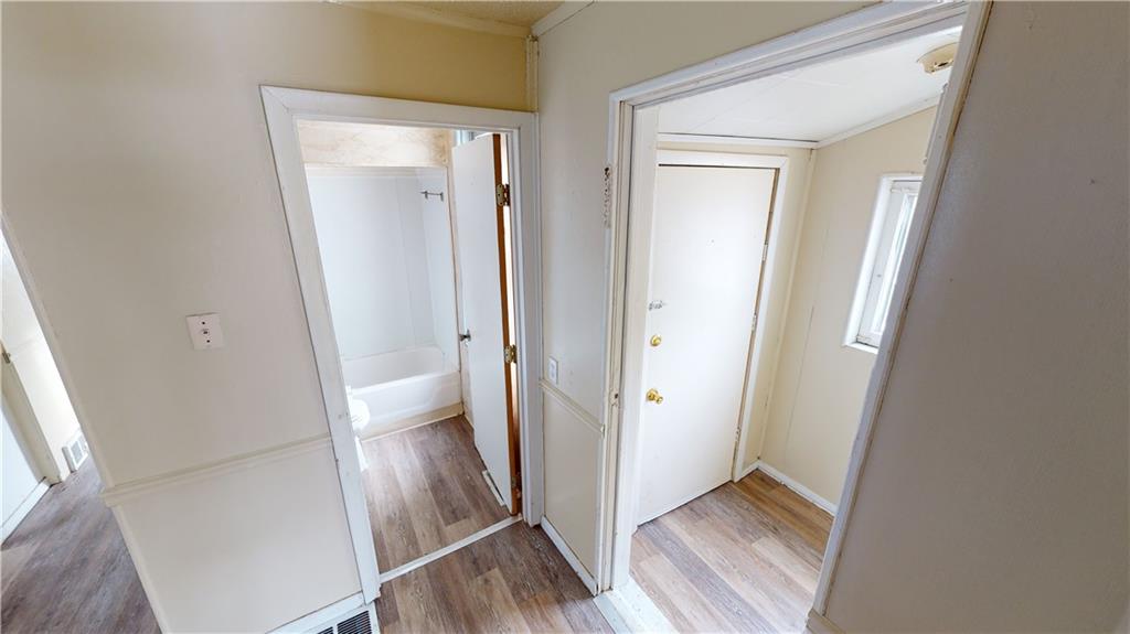 1112 Webster Street Farrell, PA 16121 - Photo 12 of 20