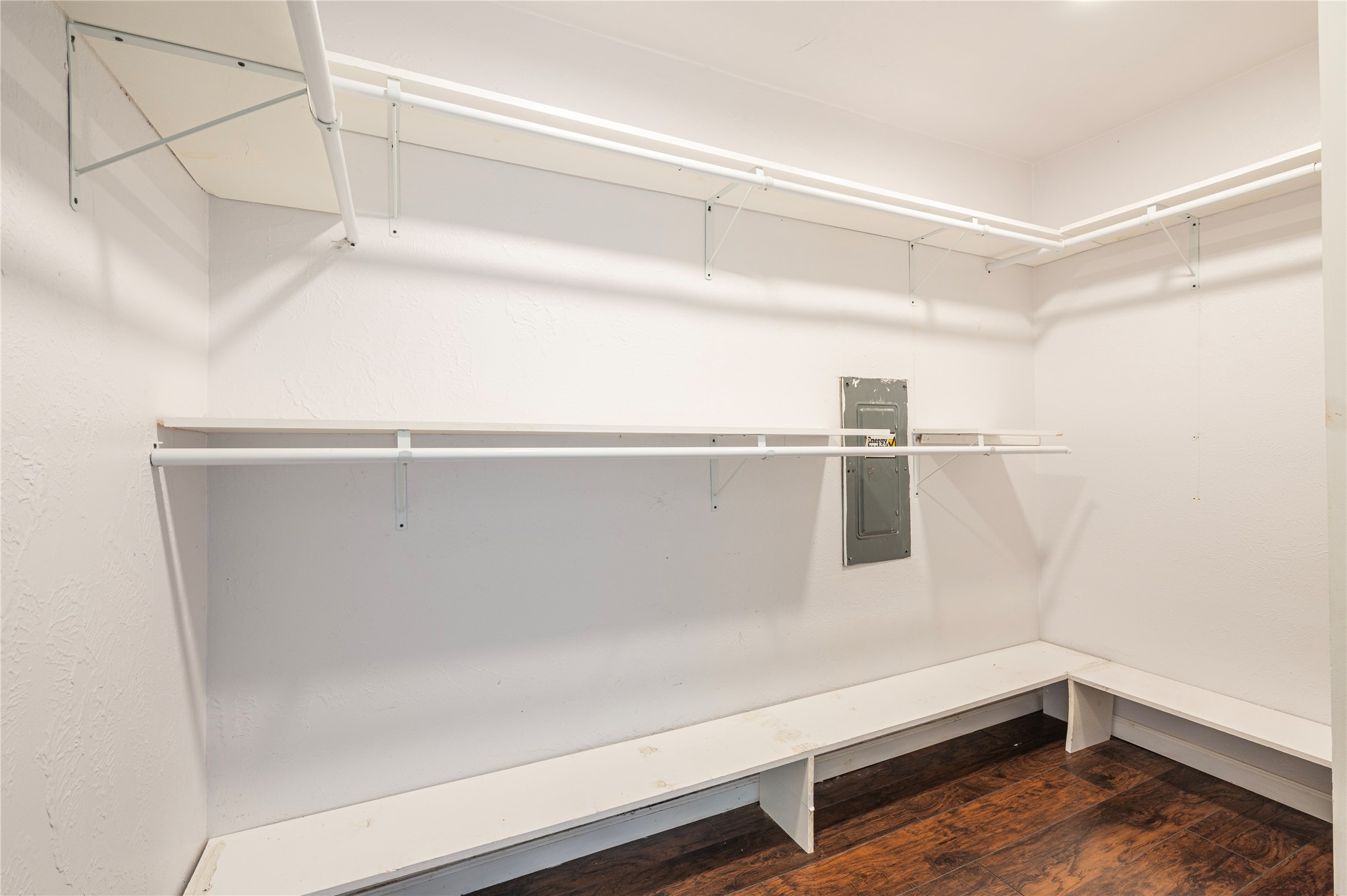 15722 Corsair Road Houston, TX 77053 - Photo 20 of 23 Large walk-in closet