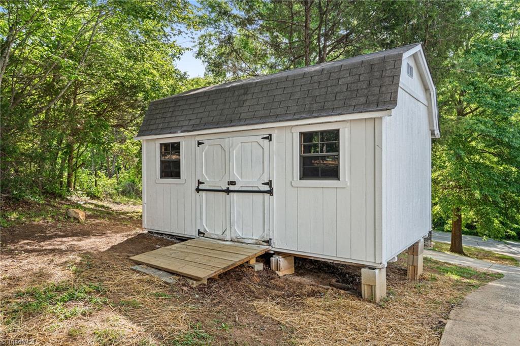 619 Moser Road King, NC 27021 - Photo 7 of 43