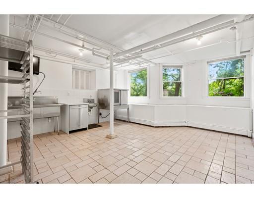 45 The Ledges Road Newton, MA 02459 - Photo 30 of 34 a view of a livingroom with chairs