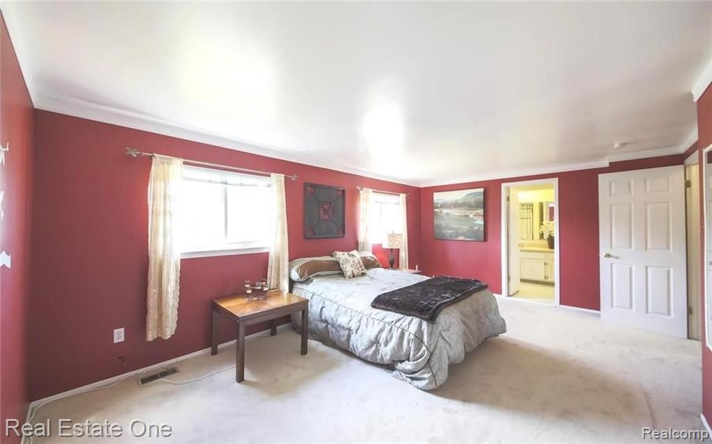 524 Meadowlake Road Canton, MI 48188 - Photo 16 of 24