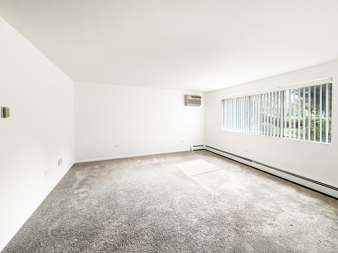 17812 Oak Park Avenue, Unit 1S Tinley Park, IL 60477 - Photo 3 of 9