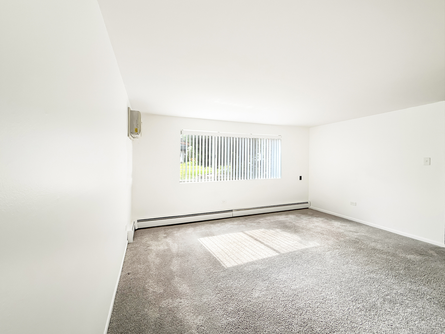 17812 Oak Park Avenue, Unit 1S Tinley Park, IL 60477 - Photo 4 of 9