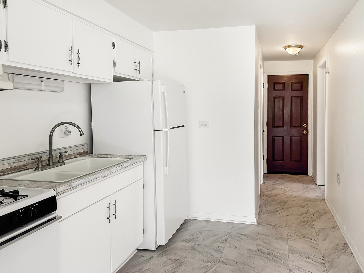 17812 Oak Park Avenue, Unit 1S Tinley Park, IL 60477 - Photo 7 of 9