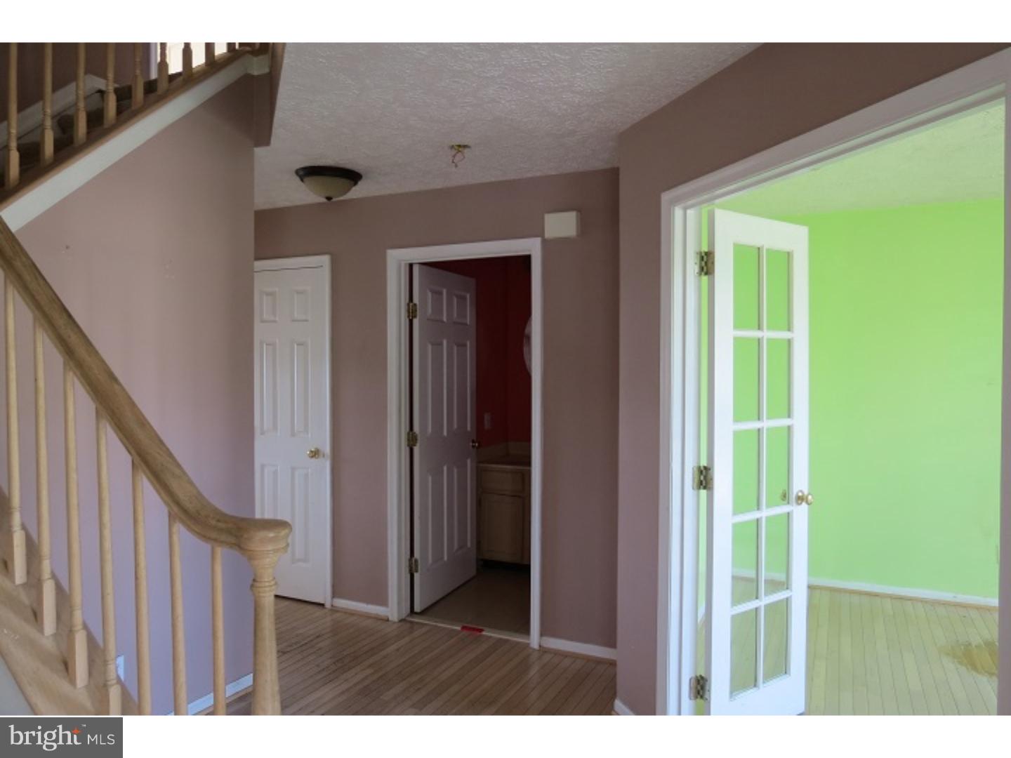 76 Raintree Drive Sicklerville, NJ 08081 - Photo 2 of 20