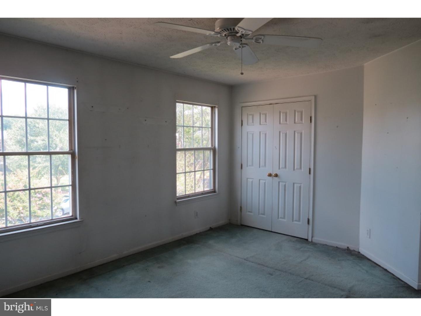 76 Raintree Drive Sicklerville, NJ 08081 - Photo 11 of 20