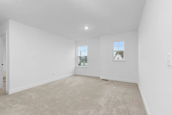 $3,900 | 1014 Dr John Burkey Drive, Algonquin, IL 60102