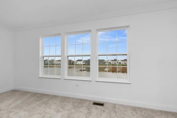 $3,900 | 1014 Dr John Burkey Drive, Algonquin, IL 60102