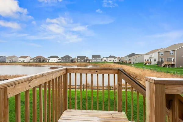 $3,900 | 1014 Dr John Burkey Drive, Algonquin, IL 60102