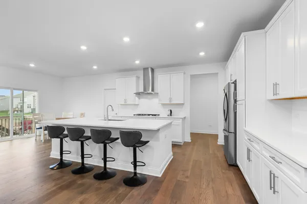 $3,900 | 1014 Dr John Burkey Drive, Algonquin, IL 60102