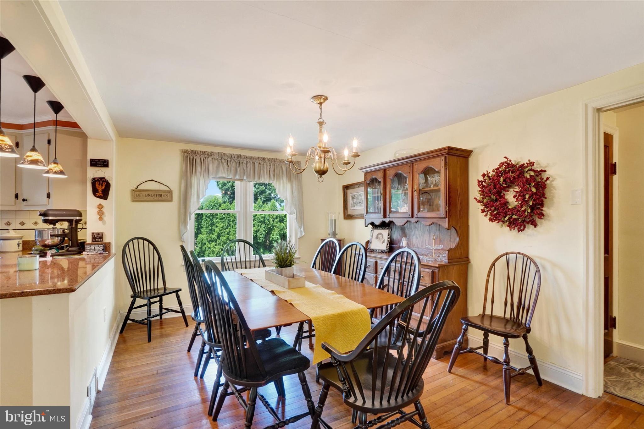 1119 Ruxton Road York, PA 17403 - Photo 8 of 27 Gallery Image 8