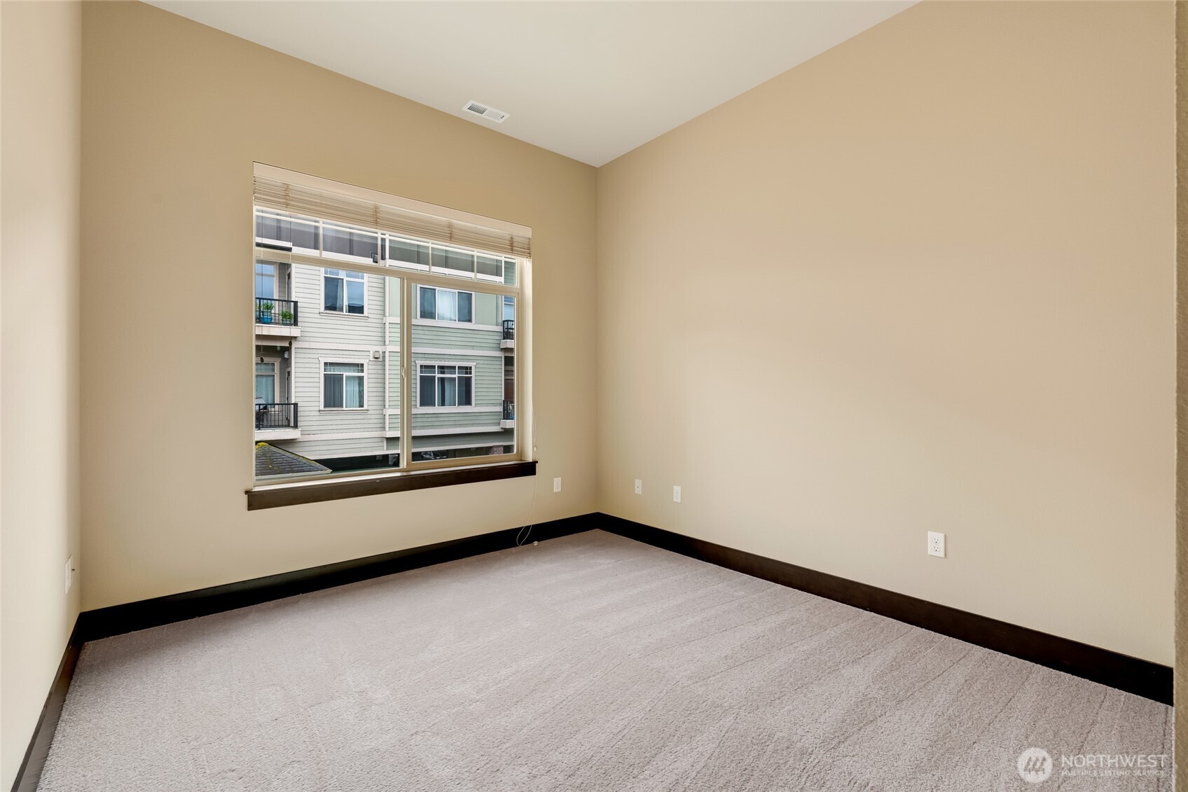 4020 Northeast 3rd Place, Unit B Renton, WA 98056 - Photo 27 of 35