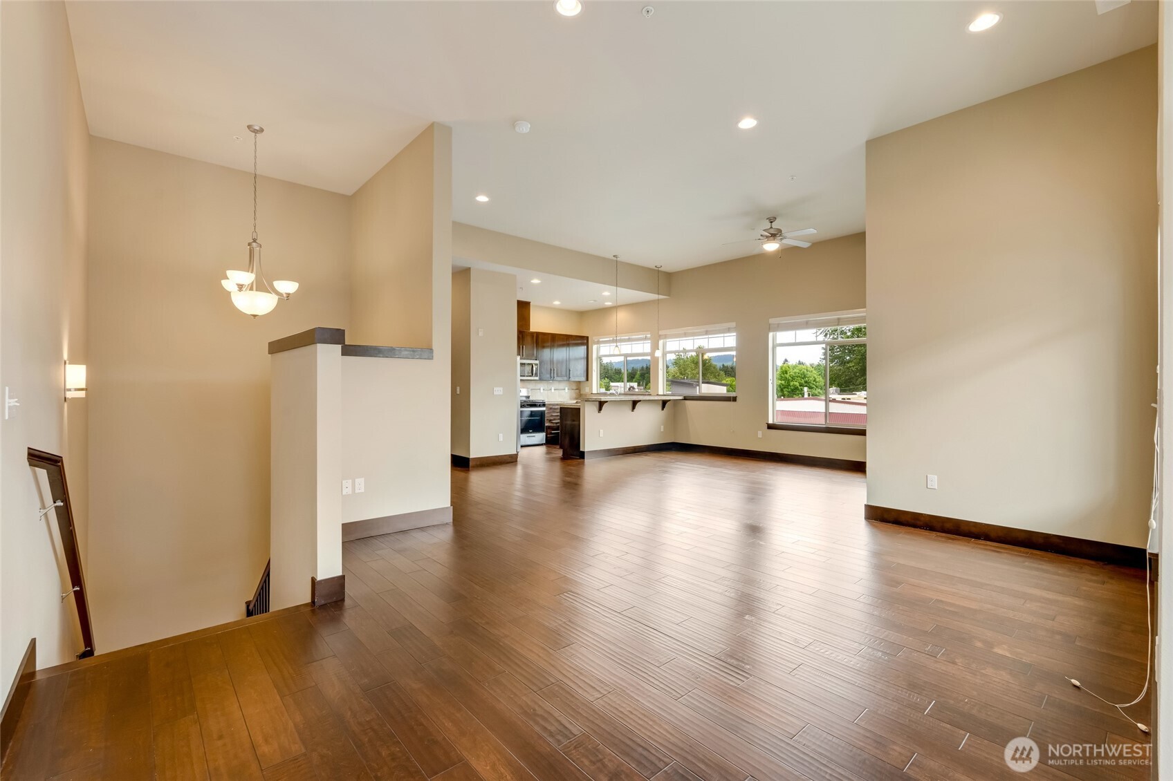 4020 Northeast 3rd Place, Unit B Renton, WA 98056 - Photo 8 of 35