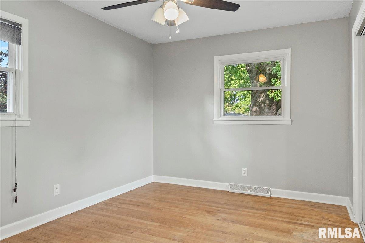 209 Cartwright Drive Springfield, IL 62704 - Photo 17 of 31