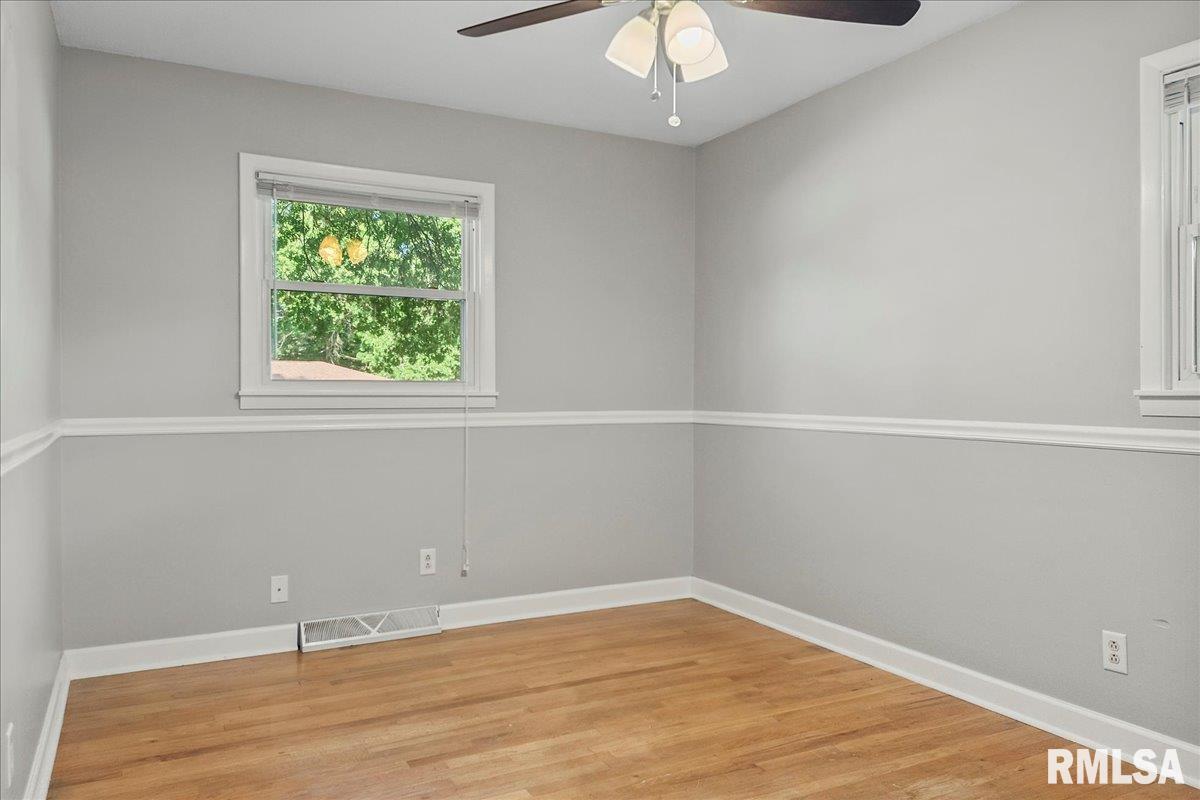 209 Cartwright Drive Springfield, IL 62704 - Photo 19 of 31