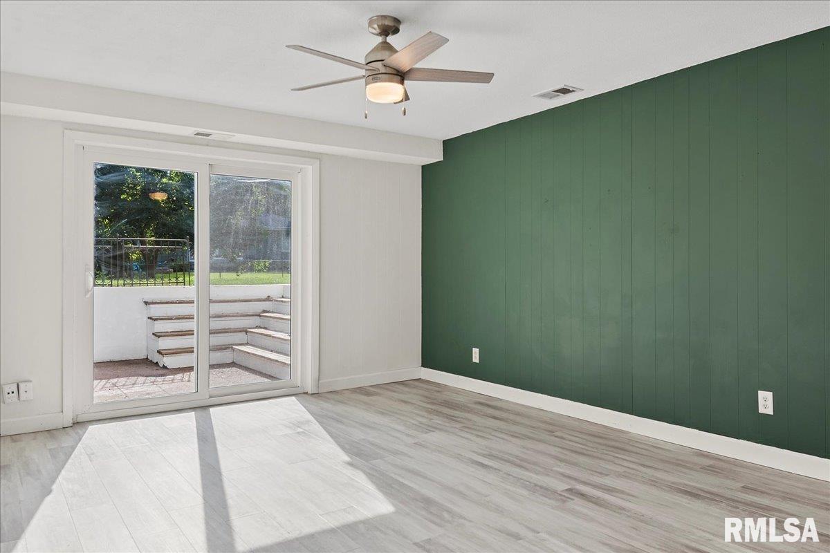 209 Cartwright Drive Springfield, IL 62704 - Photo 5 of 31