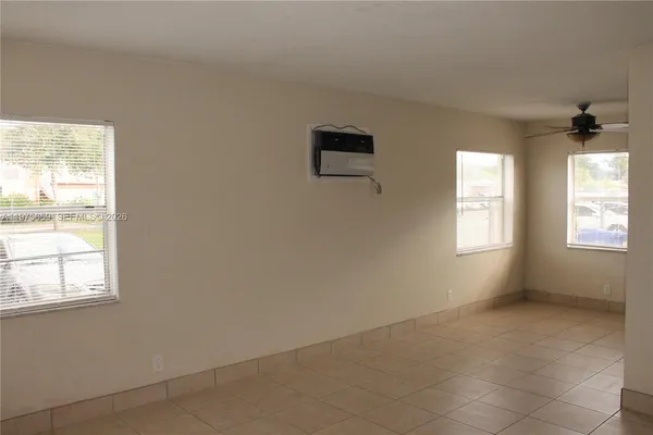 $1,475 | Avondale, Pompano Beach, FL 33060