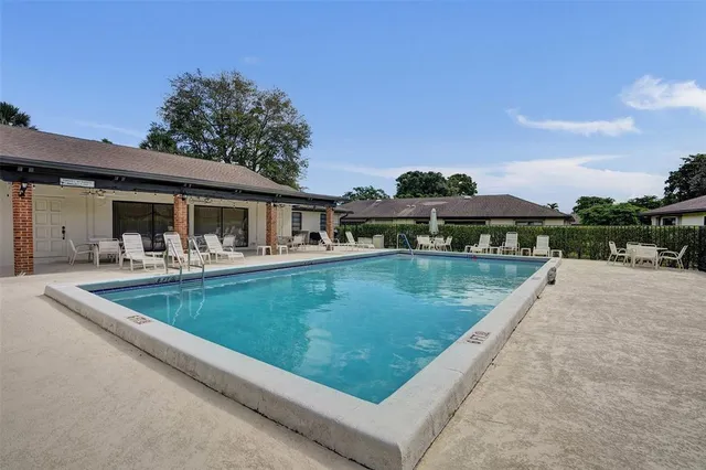 $2,450 | 4840 Greentree Lane, Unit B, Boynton Beach, FL 33436