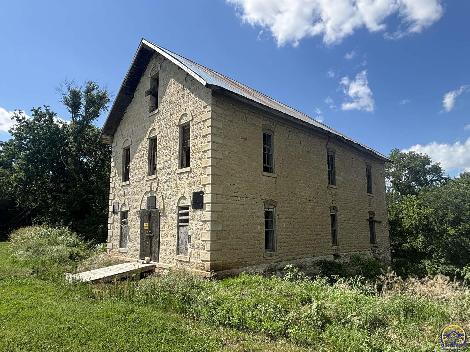 115 Main Street Cedar Point, KS 66843 - Photo 12 of 75