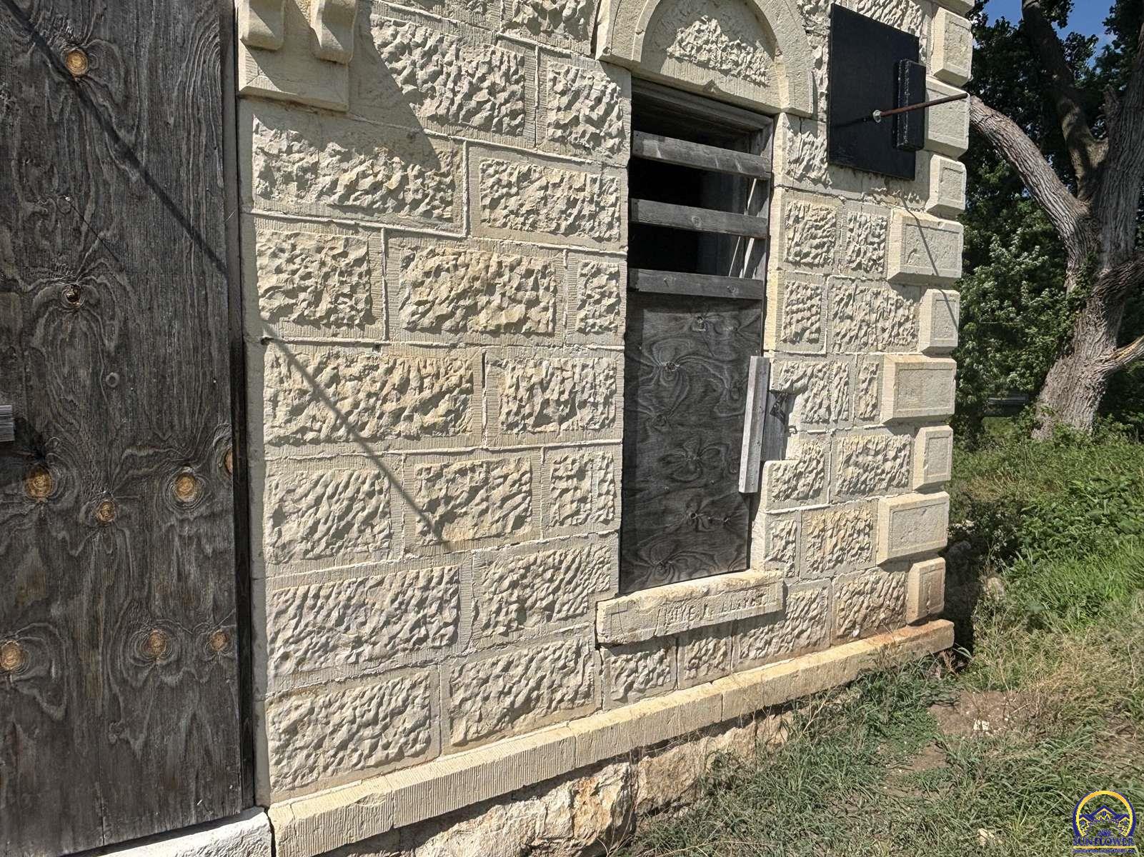 115 Main Street Cedar Point, KS 66843 - Photo 18 of 75